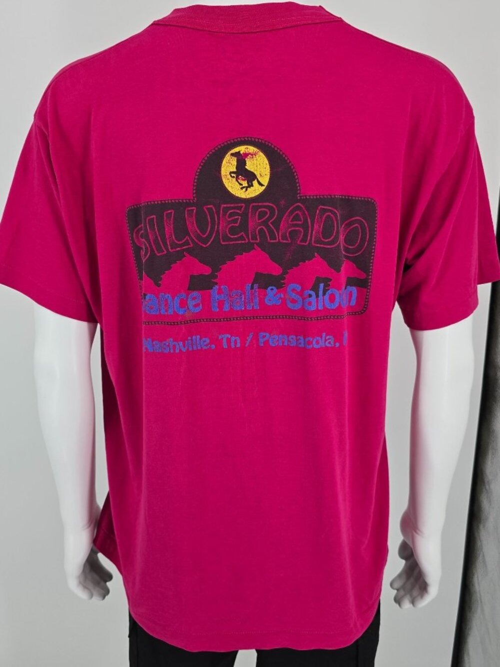 Vintage 1990s Silverado Dance Hall & Saloon Nashville/Pensacola T-Shirt (XL)
